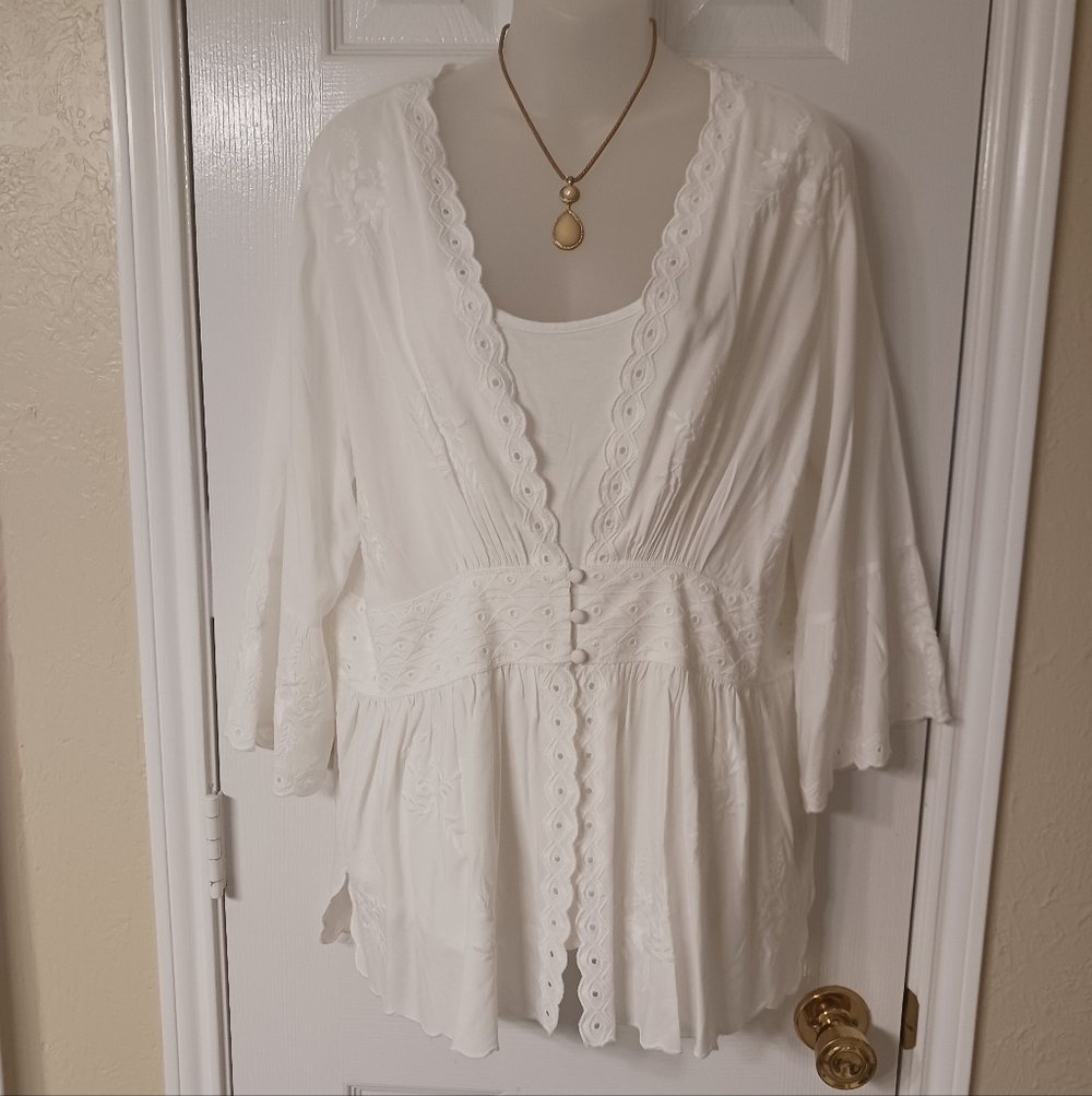 Soft Surroundings Cream Lace Button-Front Blouse